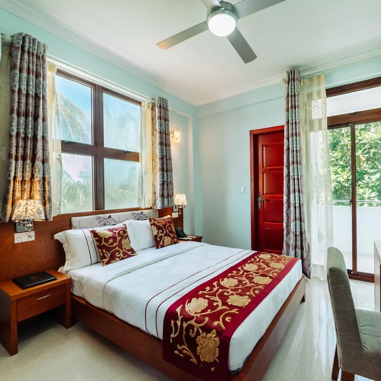 Rekidhiye Inn Atoll Addu Extérieur photo
